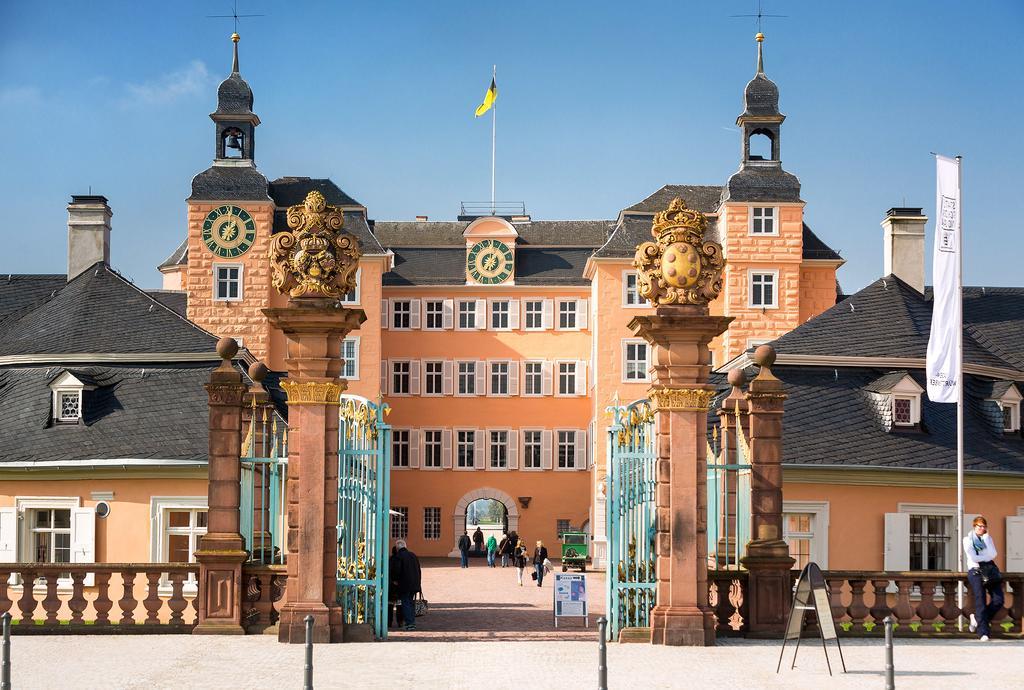 Gaestehaus Am Schloss Schwetzingen Extérieur photo